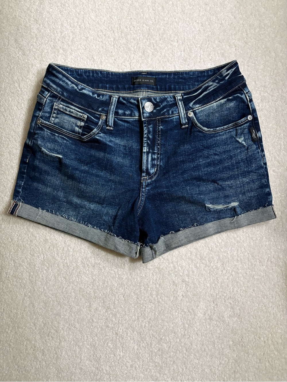 NWOT Silver Suki Dark Blue Raw Hem Shorts Size W29